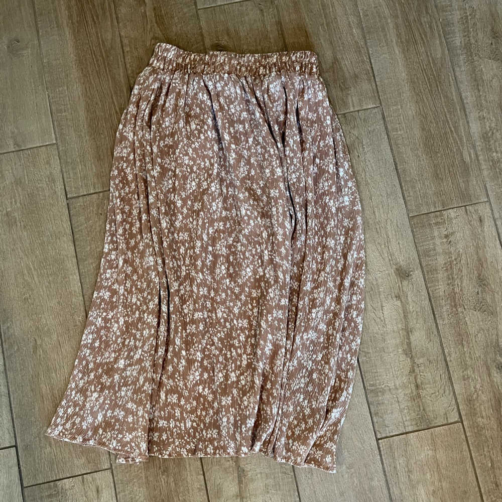 Roolee Midi skirt